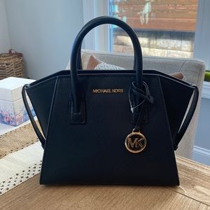 Michael Kors Avril Small Top-Zip Satchel in black